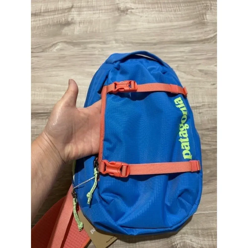NWT Patagonia Atom Padded Strap Sling Crossbody- Vessel Blue - Bag - Picture 3 of 8
